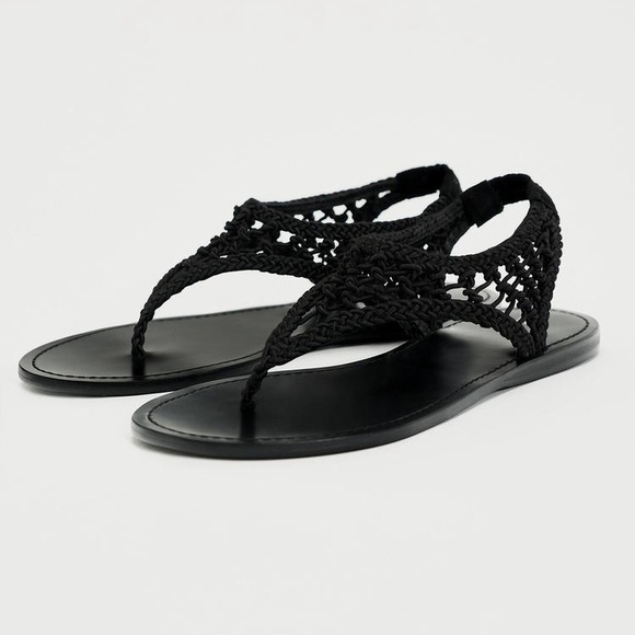 ZARA LOW HEEL SANDALS - Picture 1 of 8